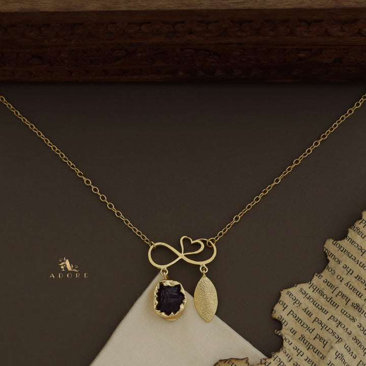 Azaria Raw Stone + Leaf Neckpiece