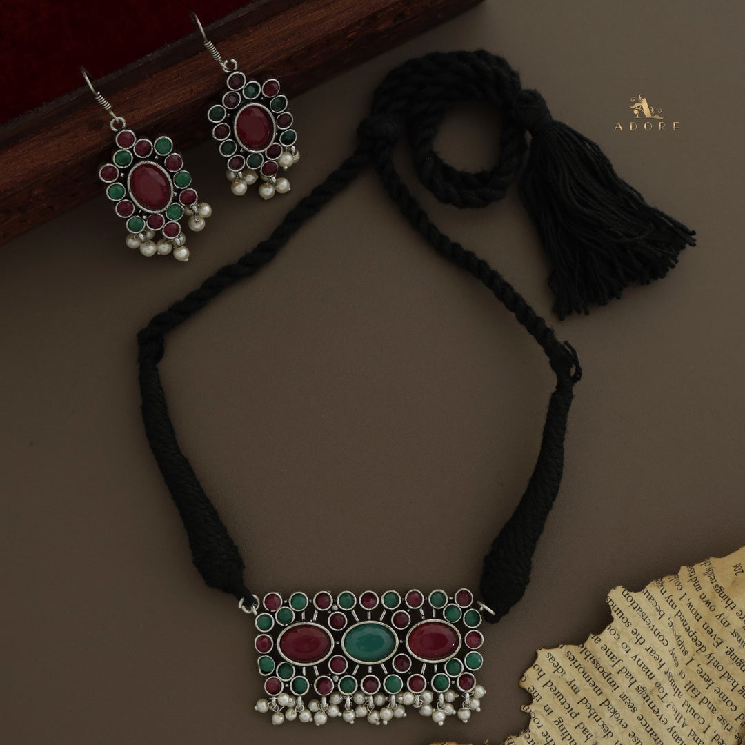Nuva Choker With Earring