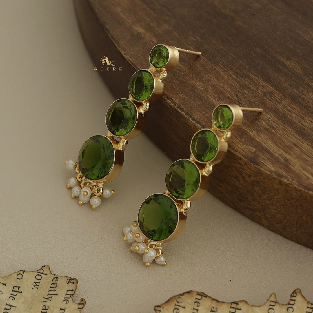 Charvie Glossy Round Stone Cluster Pearl Earring