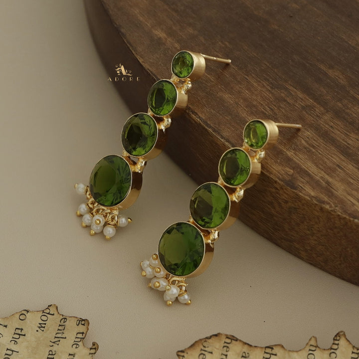 Charvie Glossy Round Stone Cluster Pearl Earring