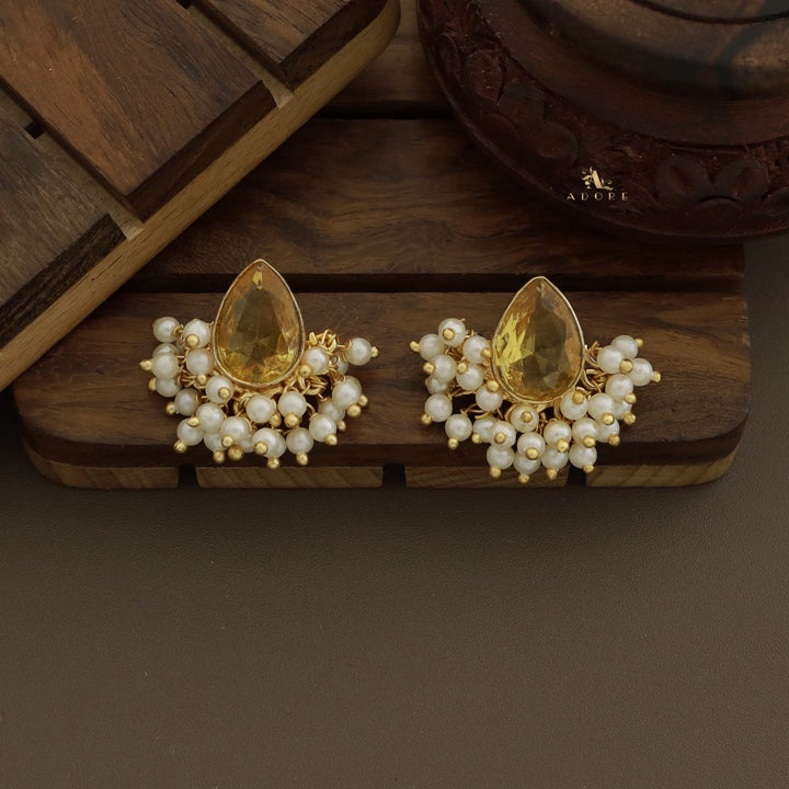 Ciriyac Glossy Cluster Pearl Earring