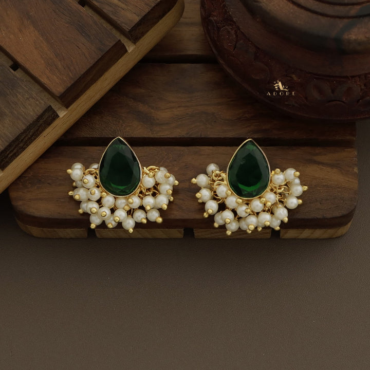 Ciriyac Glossy Cluster Pearl Earring