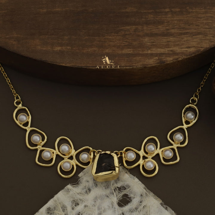 Sabera Raw Stone Pearl Neckpiece