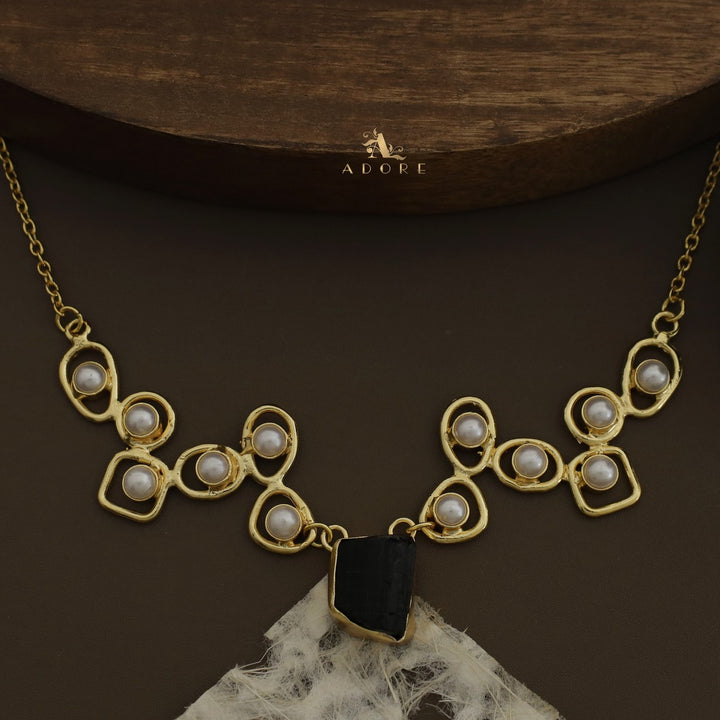 Sabera Raw Stone Pearl Neckpiece