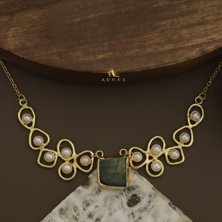 Sabera Raw Stone Pearl Neckpiece