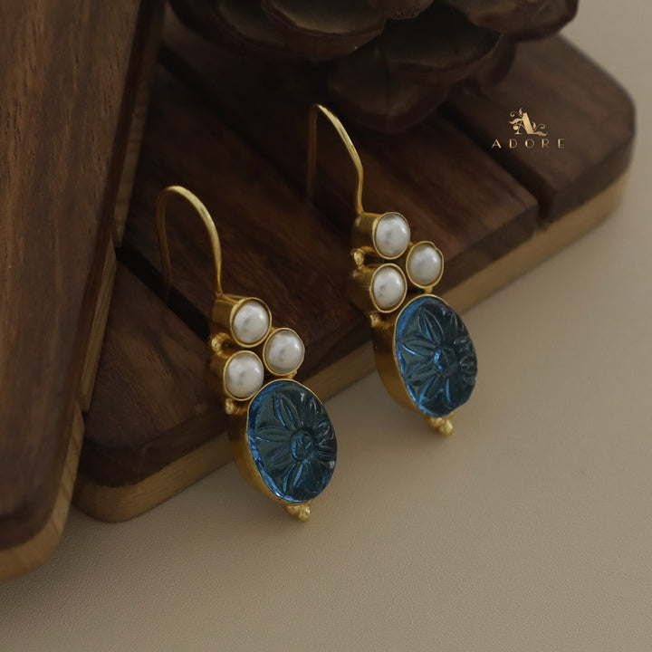 Carved Oval Tri Pearl Drop