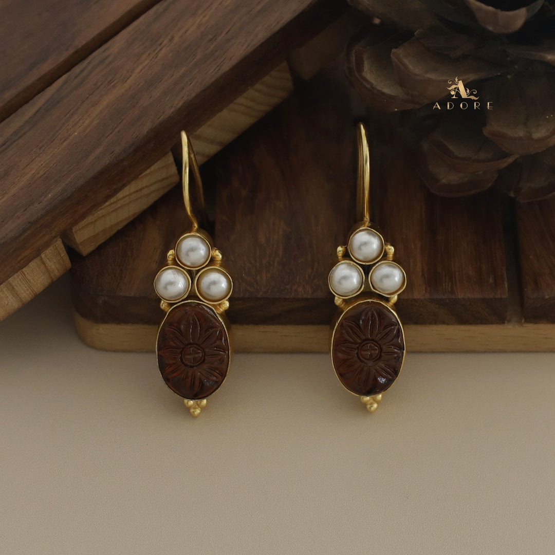 Carved Oval Tri Pearl Drop