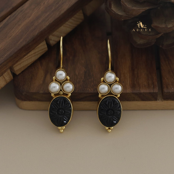 Carved Oval Tri Pearl Drop