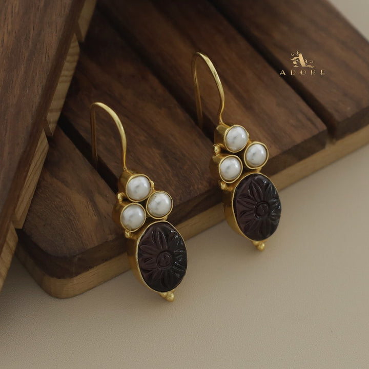 Carved Oval Tri Pearl Drop