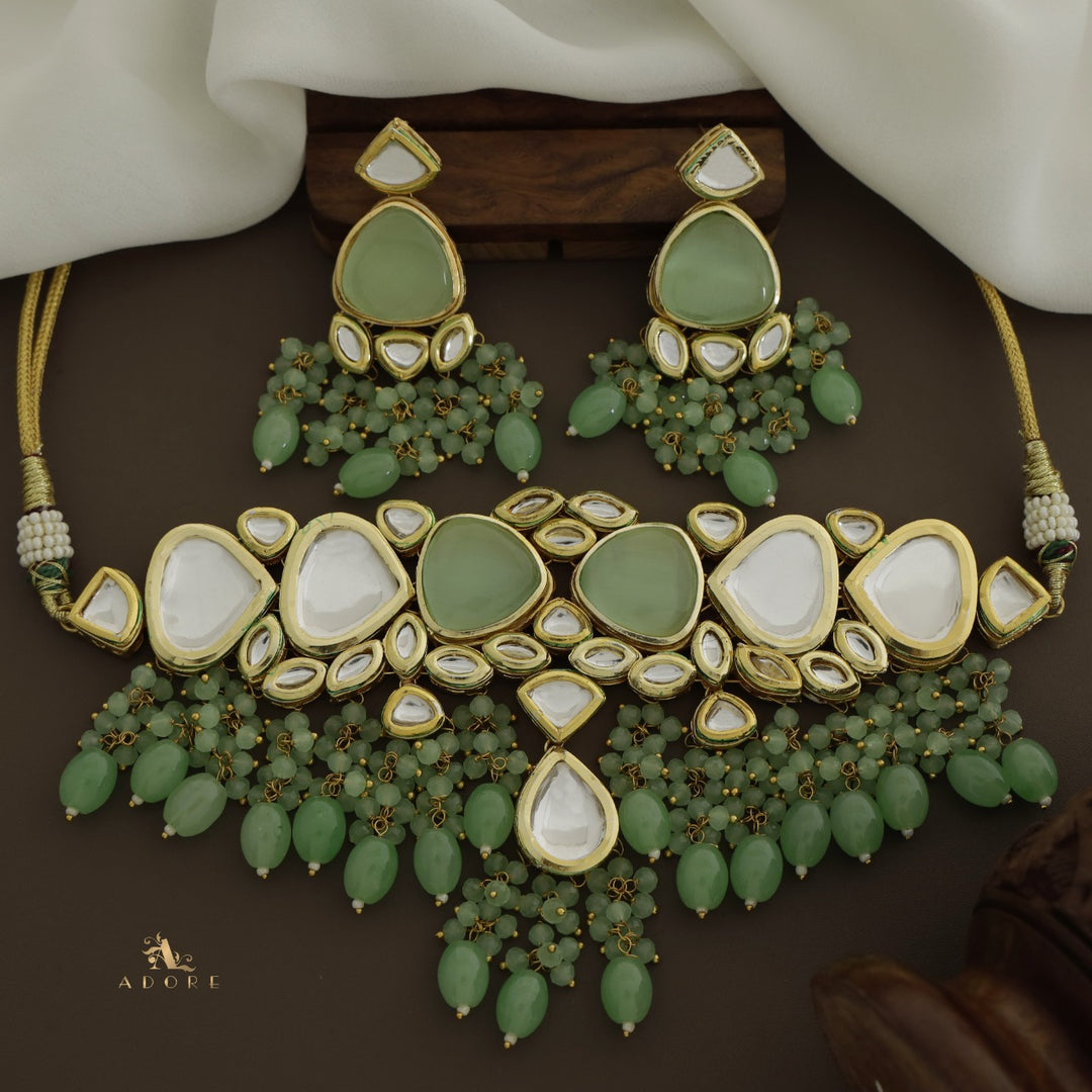 Mehanaz Kundan Choker With Earring