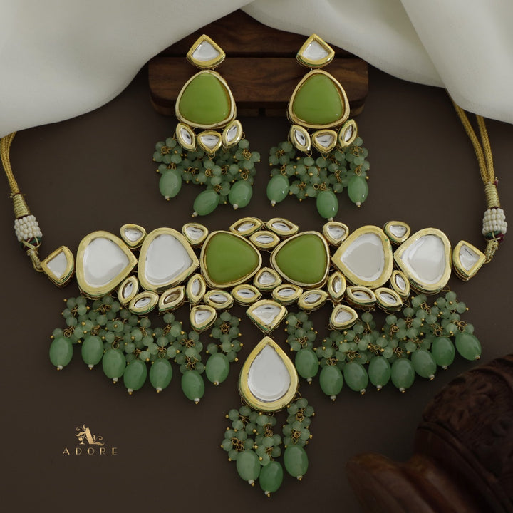 Mehanaz Kundan Choker With Earring