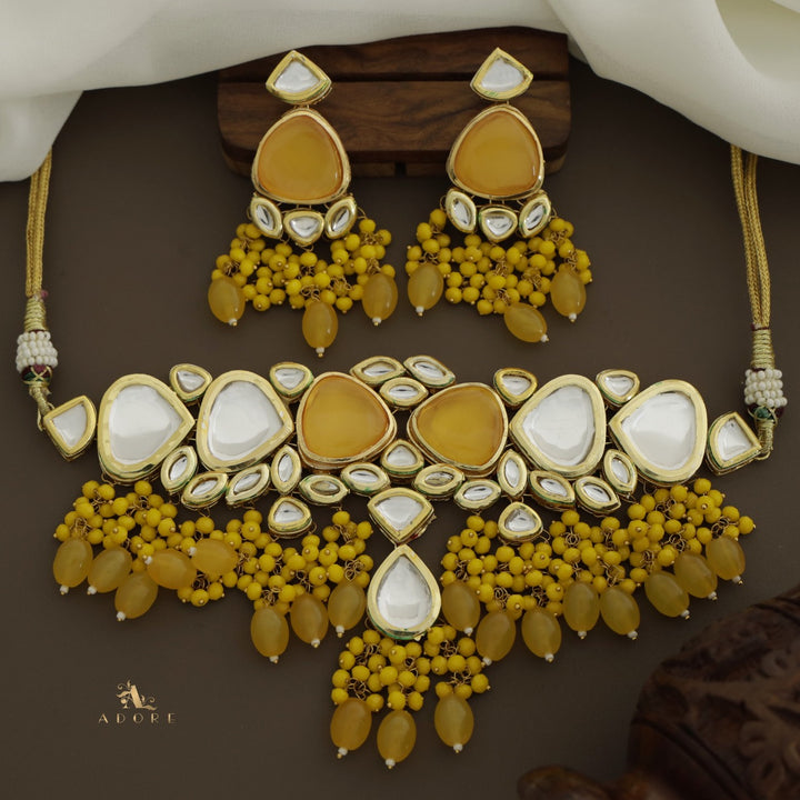 Mehanaz Kundan Choker With Earring