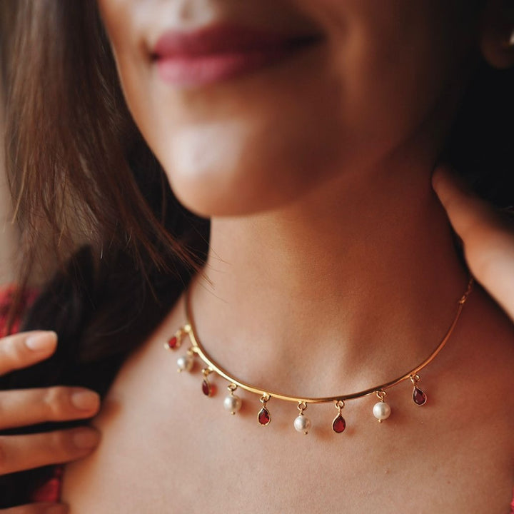 Drop Of Spring Pearl Neckpiece / Neck Cuff