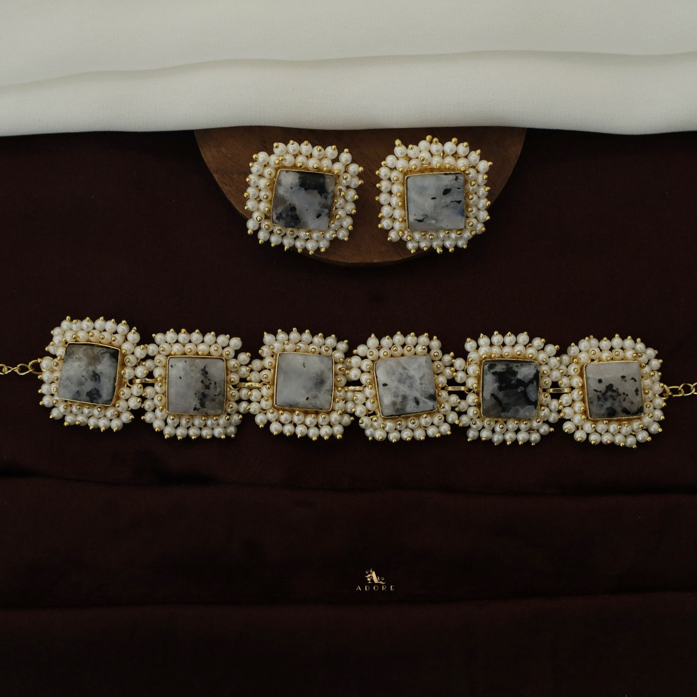 Full Pearl Square Choker With Earring