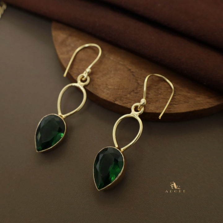 Adorn Drop Glossy Neckpiece With Drop Earrings