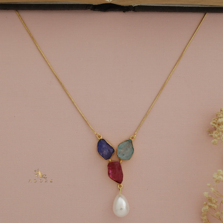 Shannon Raw Stone Novalta Pearl Neckpiece