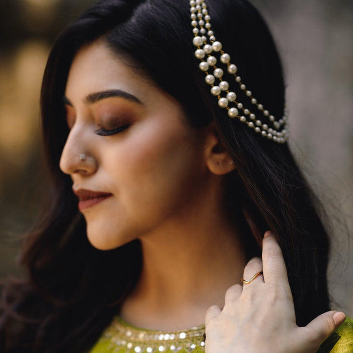 Kiana 3 Layer Pearl Neckpiece