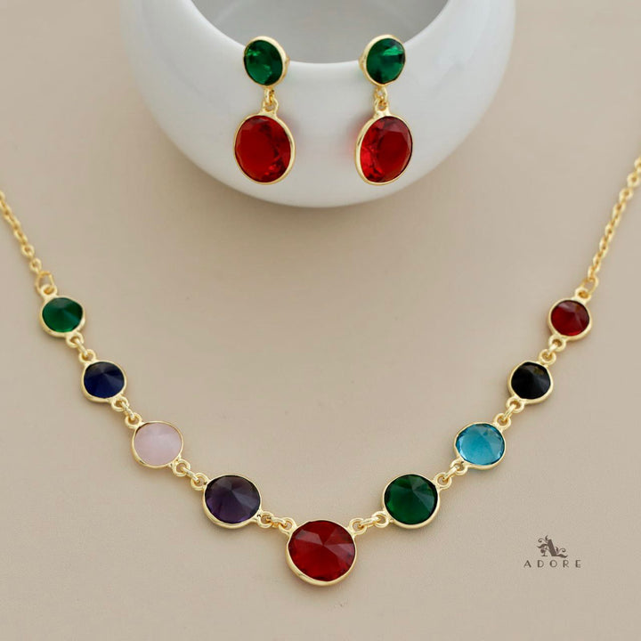 Freya Round Glossy Neckpiece With Earring