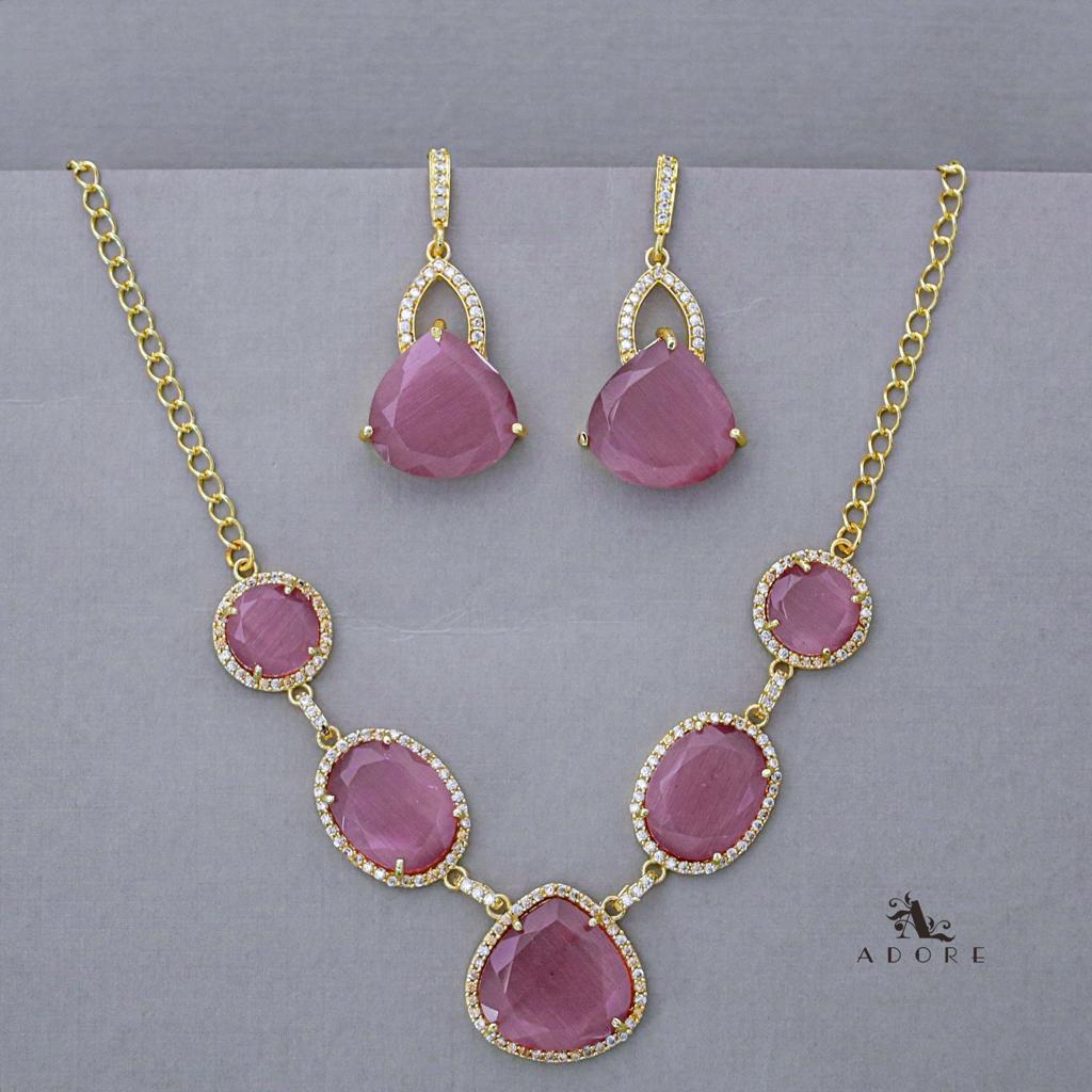 Taedra Multi Shape Glossy Neckpiece With Drop