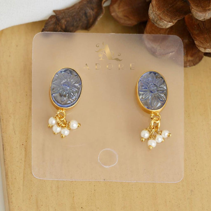 Carved Quartz Flower Pearl Earring