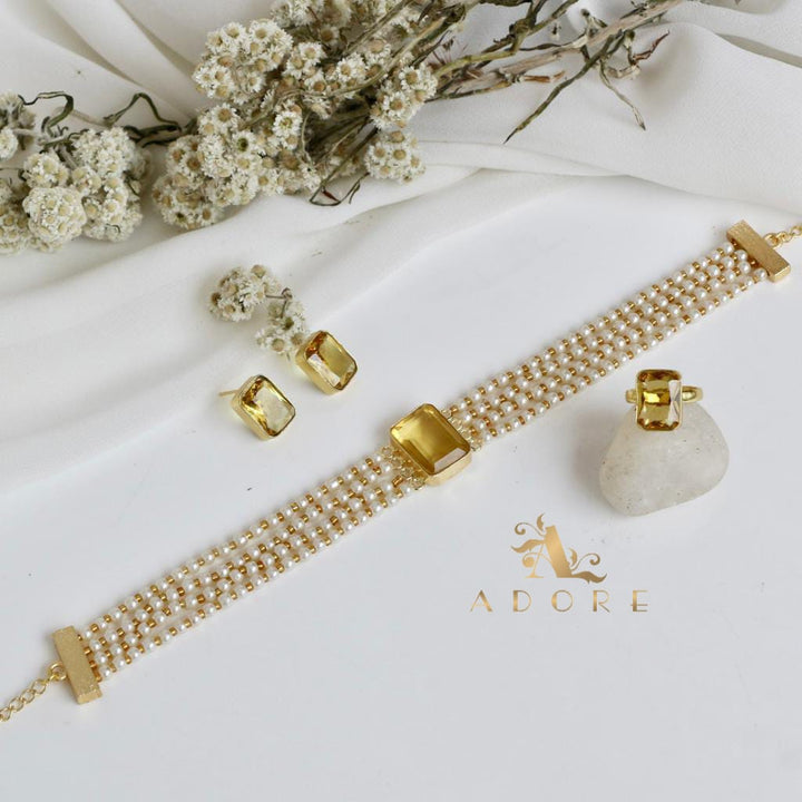 Elegant Pearl Choker Combo Set