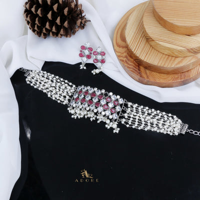 Zodiac Pearl Choker With Stud