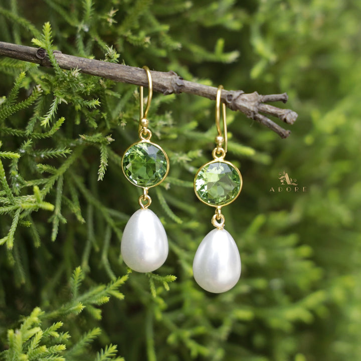 Rakhee Pearl Drop Earring