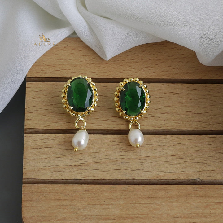 Goldi Glossy Oval Earring