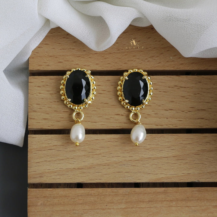 Goldi Glossy Oval Earring