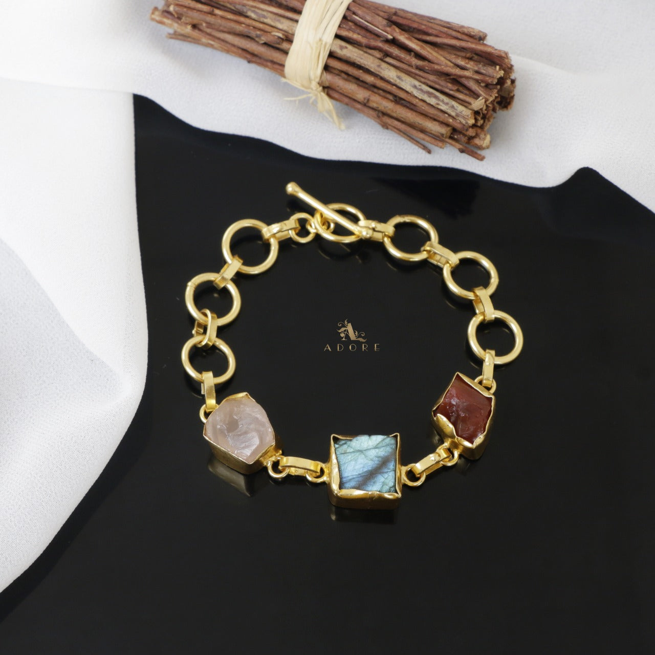 Beijos Collection - Three-Stone CZ Wire Bracelet – John Medeiros Jewelry  Collections