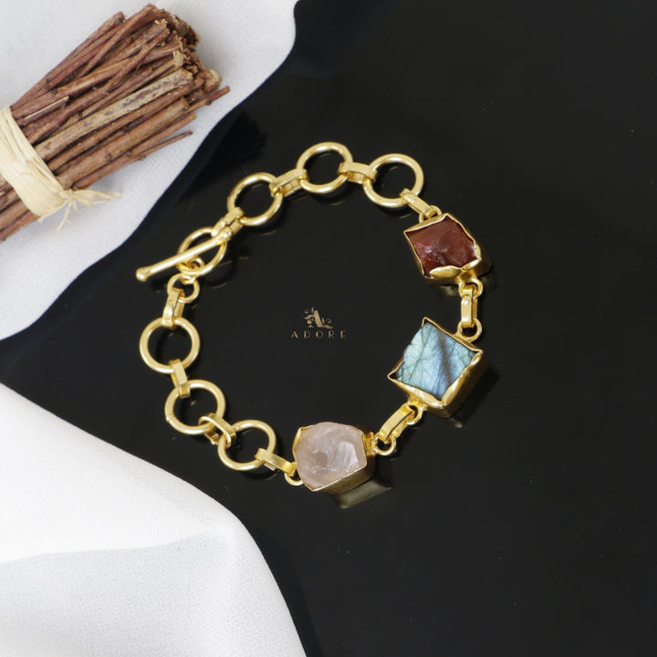 Eminent 3 Stone Bracelet