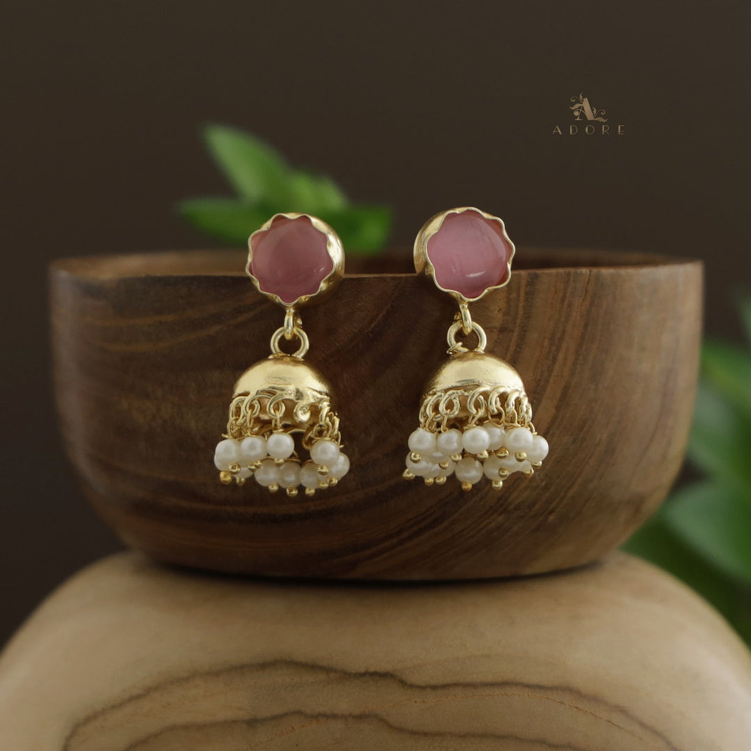 Nayeli Golden Pearl Jhumka